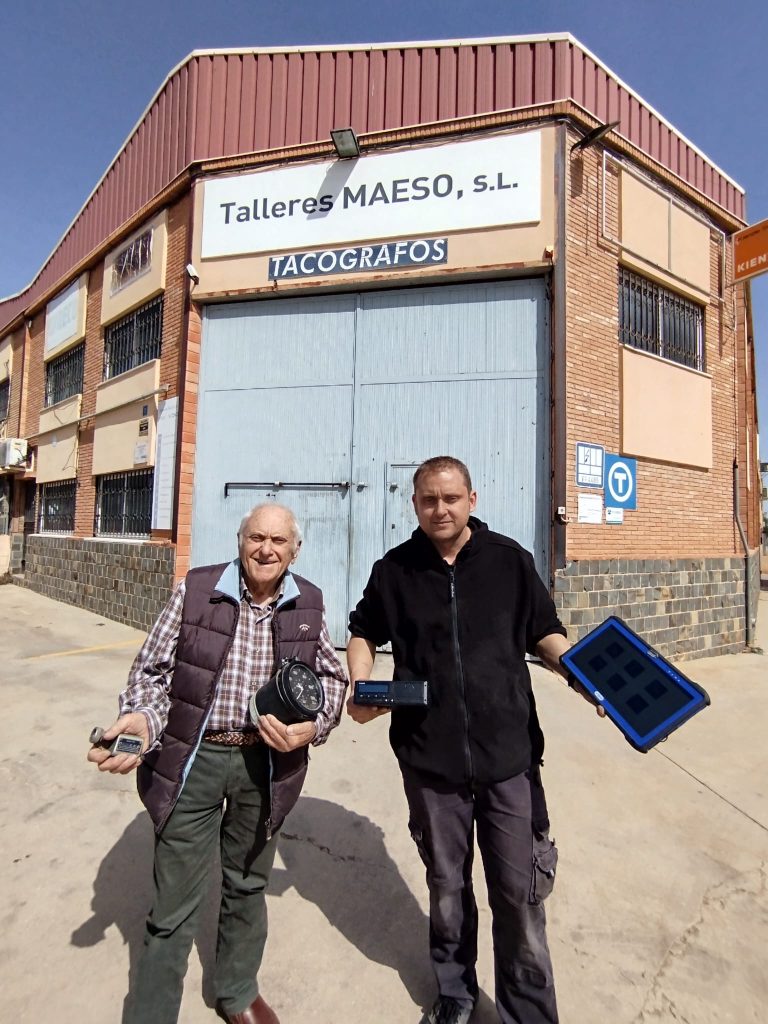Imagen de Maeso y Maeso Padre, con tacografos analógicos y digitales
